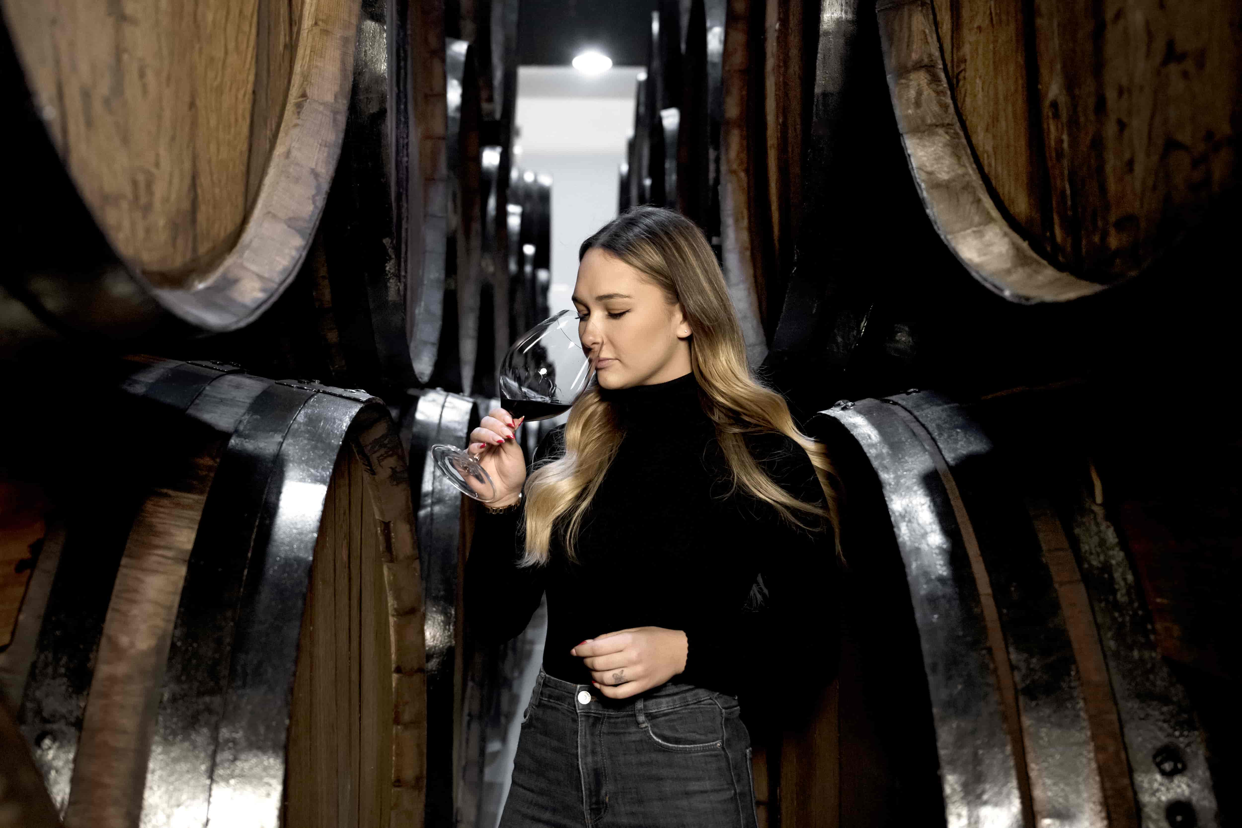 WineConX platform dashboard showing influencer matching, content scheduling and analytics for a wine brand